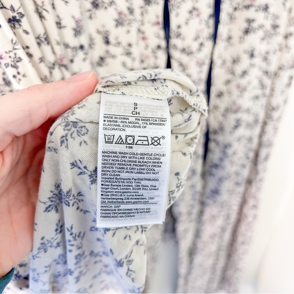 GAP Body Pajama Loungewear Set Long Sleeves SM Floral Pattern - Picture 3 of 7